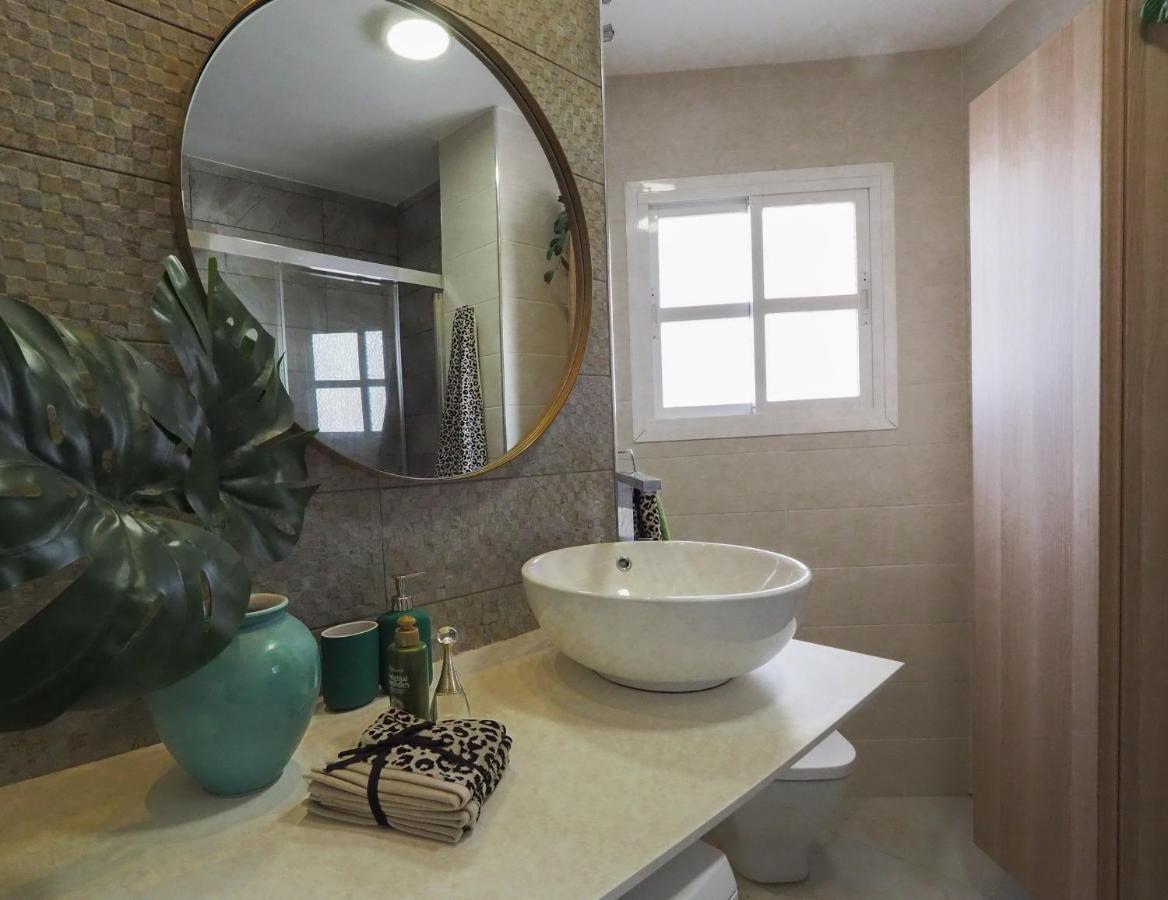 Ollerias Roomalaga By Bossh Apartments Εξωτερικό φωτογραφία